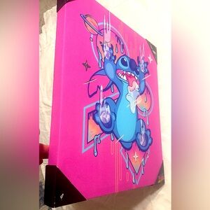 Wall picture frame